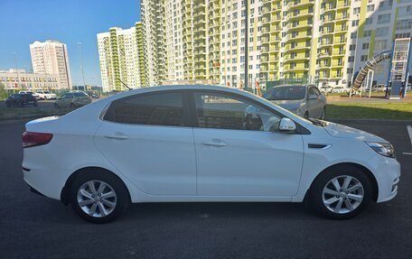 KIA Rio III рестайлинг, 2015 год, 1 050 000 рублей, 4 фотография