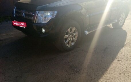 Mitsubishi Pajero IV, 2012 год, 1 550 000 рублей, 4 фотография