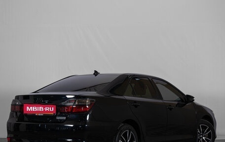 Toyota Camry, 2017 год, 1 999 000 рублей, 4 фотография