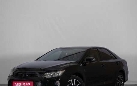 Toyota Camry, 2017 год, 1 999 000 рублей, 3 фотография