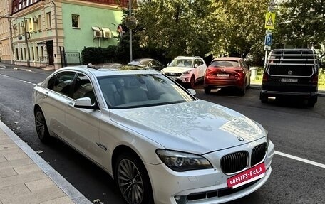 BMW 7 серия, 2011 год, 1 360 000 рублей, 2 фотография