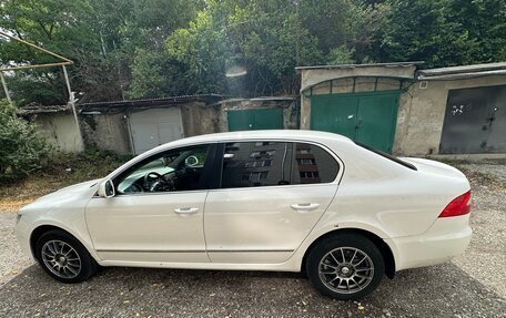 Skoda Superb III рестайлинг, 2011 год, 1 050 000 рублей, 2 фотография