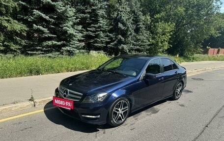 Mercedes-Benz C-Класс, 2011 год, 1 599 000 рублей, 2 фотография