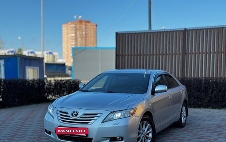 Toyota Camry, 2006 год, 950 000 рублей, 2 фотография