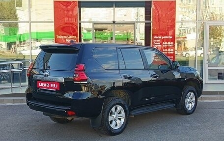 Toyota Land Cruiser Prado 150 рестайлинг 2, 2019 год, 4 490 000 рублей, 5 фотография