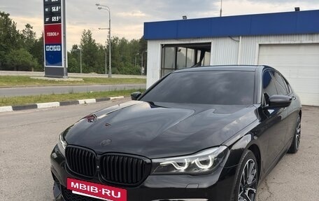 BMW 7 серия, 2018 год, 4 000 000 рублей, 2 фотография