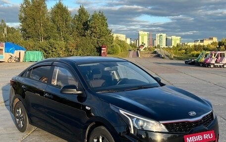 KIA Rio IV, 2021 год, 1 750 000 рублей, 4 фотография