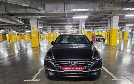 Hyundai Sonata VIII, 2020 год, 2 120 000 рублей, 2 фотография