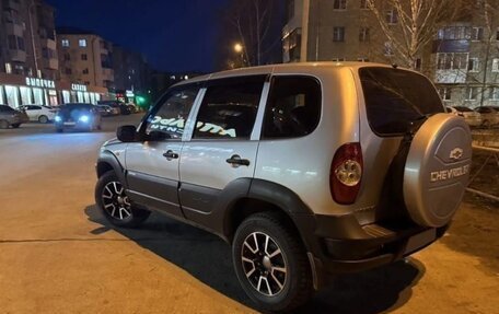 Chevrolet Niva I рестайлинг, 2010 год, 360 000 рублей, 2 фотография