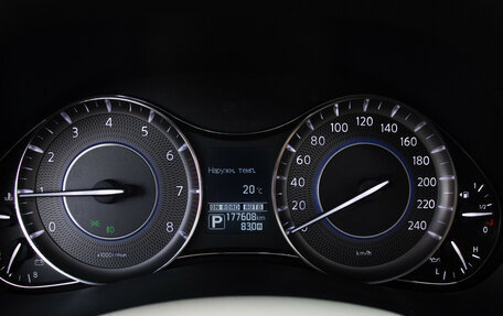 Infiniti QX80 I рестайлинг, 2015 год, 2 990 000 рублей, 6 фотография