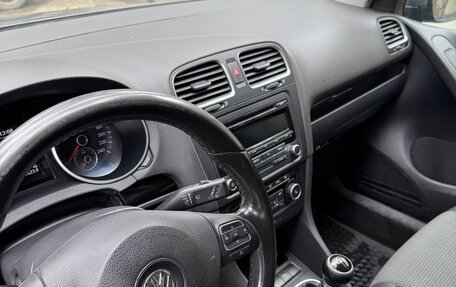 Volkswagen Golf VI, 2012 год, 1 100 000 рублей, 2 фотография