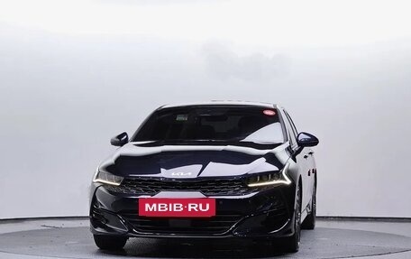 KIA K5, 2022 год, 1 800 100 рублей, 3 фотография