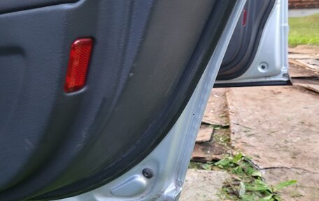 Audi A4, 2004 год, 490 000 рублей, 3 фотография