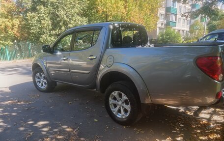 Mitsubishi L200 IV рестайлинг, 2014 год, 1 450 000 рублей, 2 фотография
