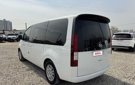Hyundai Staria, 2022 год, 4 199 999 рублей, 3 фотография