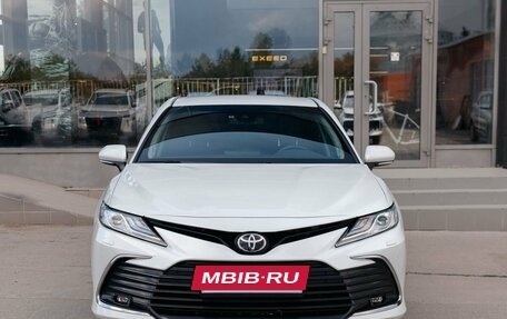 Toyota Camry, 2021 год, 3 600 000 рублей, 2 фотография