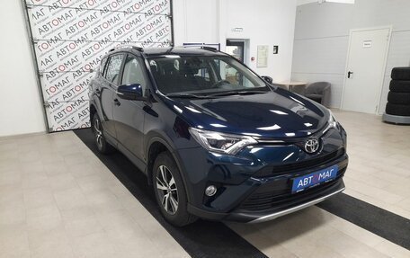 Toyota RAV4, 2018 год, 2 546 000 рублей, 3 фотография