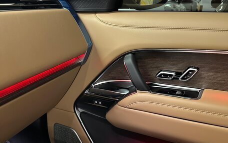 Land Rover Range Rover IV рестайлинг, 2025 год, 32 850 000 рублей, 8 фотография