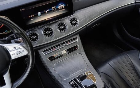Mercedes-Benz CLS, 2020 год, 5 200 000 рублей, 13 фотография