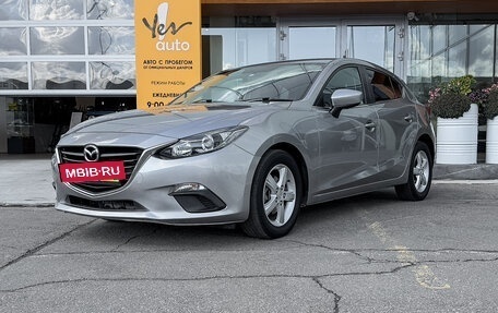 Mazda Axela, 2015 год, 1 198 000 рублей, 2 фотография