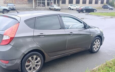 Hyundai Solaris II рестайлинг, 2012 год, 470 000 рублей, 4 фотография