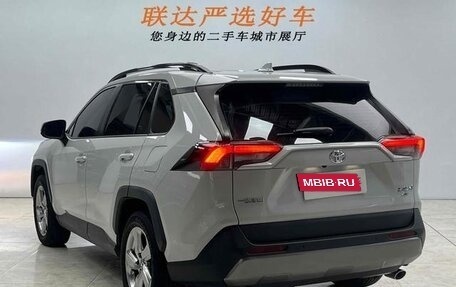 Toyota RAV4, 2021 год, 2 699 777 рублей, 5 фотография