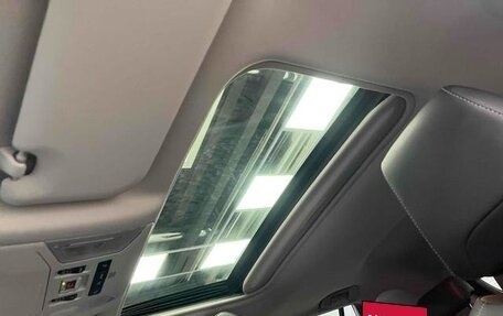 Toyota RAV4, 2021 год, 2 699 777 рублей, 13 фотография