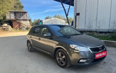 KIA cee'd I рестайлинг, 2010 год, 800 000 рублей, 2 фотография