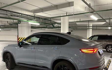 Geely Tugella FY11, 2022 год, 2 400 000 рублей, 6 фотография