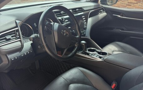 Toyota Camry, 2019 год, 2 850 000 рублей, 5 фотография