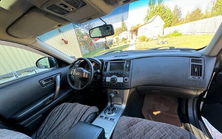 Infiniti FX I, 2006 год, 1 200 000 рублей, 6 фотография