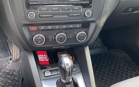 Volkswagen Jetta VI, 2013 год, 1 100 000 рублей, 5 фотография