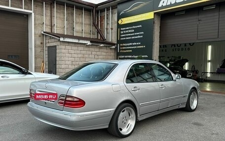 Mercedes-Benz E-Класс, 2000 год, 445 000 рублей, 6 фотография