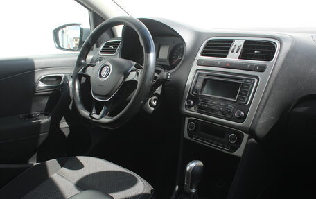 Volkswagen Polo VI (EU Market), 2015 год, 850 000 рублей, 14 фотография