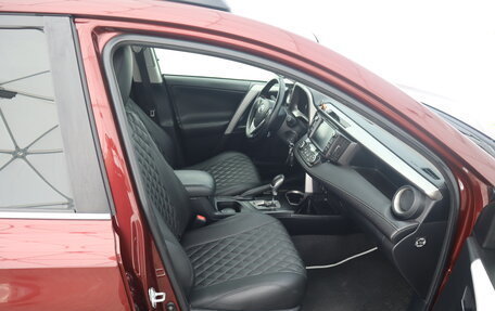 Toyota RAV4, 2016 год, 2 450 000 рублей, 13 фотография