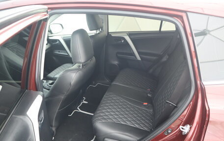 Toyota RAV4, 2016 год, 2 450 000 рублей, 15 фотография