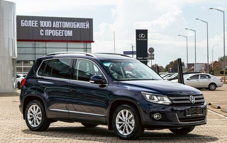 Volkswagen Tiguan I, 2012 год, 995 000 рублей, 3 фотография