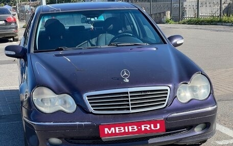 Mercedes-Benz C-Класс, 2000 год, 399 000 рублей, 1 фотография