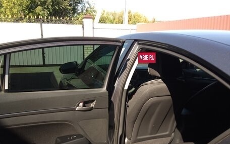 Hyundai Elantra VI рестайлинг, 2017 год, 1 800 000 рублей, 22 фотография