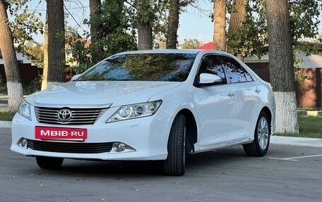 Toyota Camry, 2013 год, 1 700 000 рублей, 2 фотография