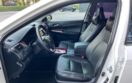 Toyota Camry, 2013 год, 1 700 000 рублей, 15 фотография