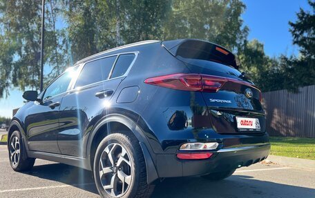 KIA Sportage IV рестайлинг, 2020 год, 2 000 000 рублей, 4 фотография