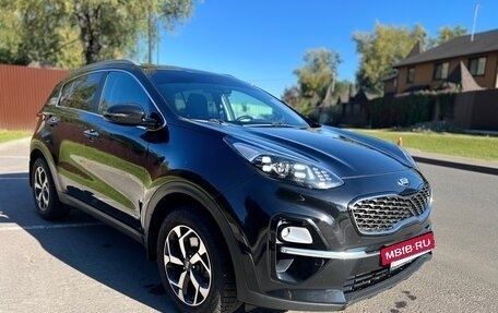 KIA Sportage IV рестайлинг, 2020 год, 2 000 000 рублей, 6 фотография