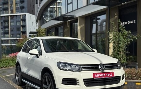 Volkswagen Touareg III, 2011 год, 2 099 000 рублей, 1 фотография