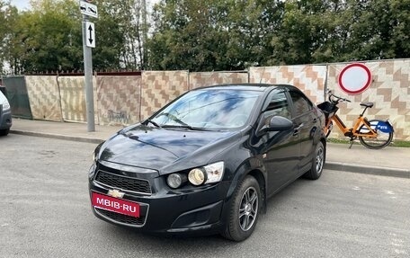Chevrolet Aveo III, 2013 год, 700 000 рублей, 1 фотография
