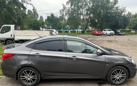 Hyundai Solaris II рестайлинг, 2013 год, 800 000 рублей, 9 фотография