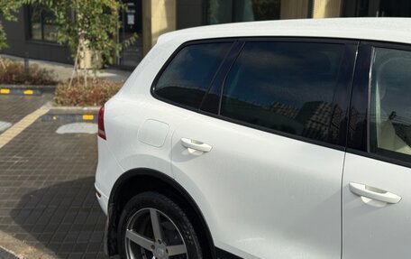 Volkswagen Touareg III, 2011 год, 2 099 000 рублей, 19 фотография