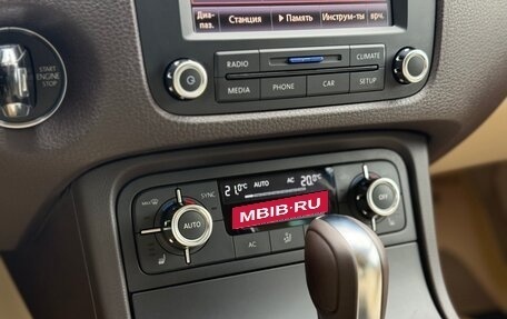 Volkswagen Touareg III, 2011 год, 2 099 000 рублей, 31 фотография