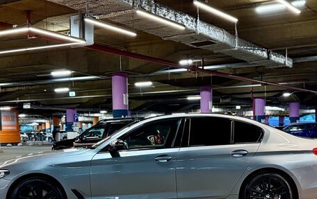BMW 5 серия, 2019 год, 2 450 000 рублей, 10 фотография