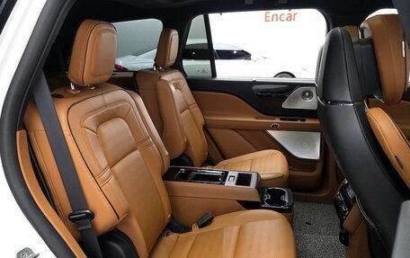 Lincoln Aviator II, 2021 год, 4 382 754 рублей, 13 фотография